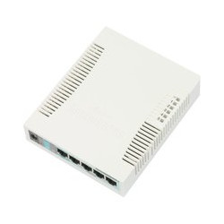 MikroTik CSS106-5G-1S RouterBOARD 260GS 5, port Gigabit smart switch with SFP cage, SwOS, plastic case, PSU